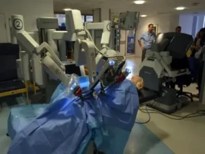 5 Medical Robots Making a Difference in Healthcare