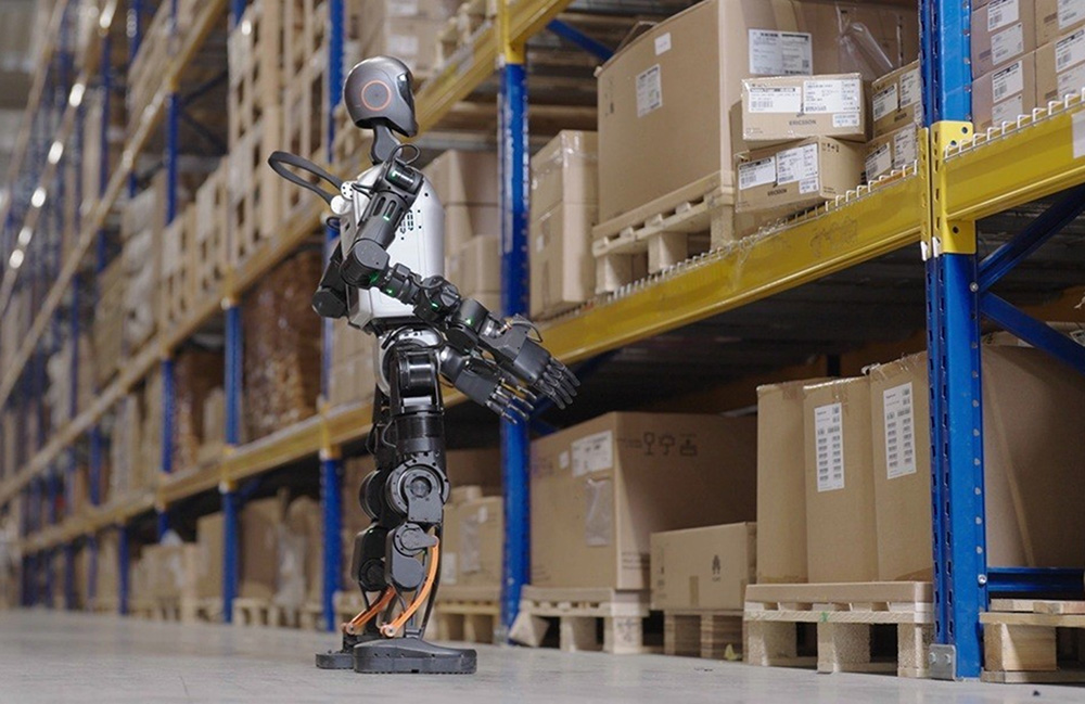 Accenture, Vodafone, and SAP to pilot humanoid robots in the warehouse